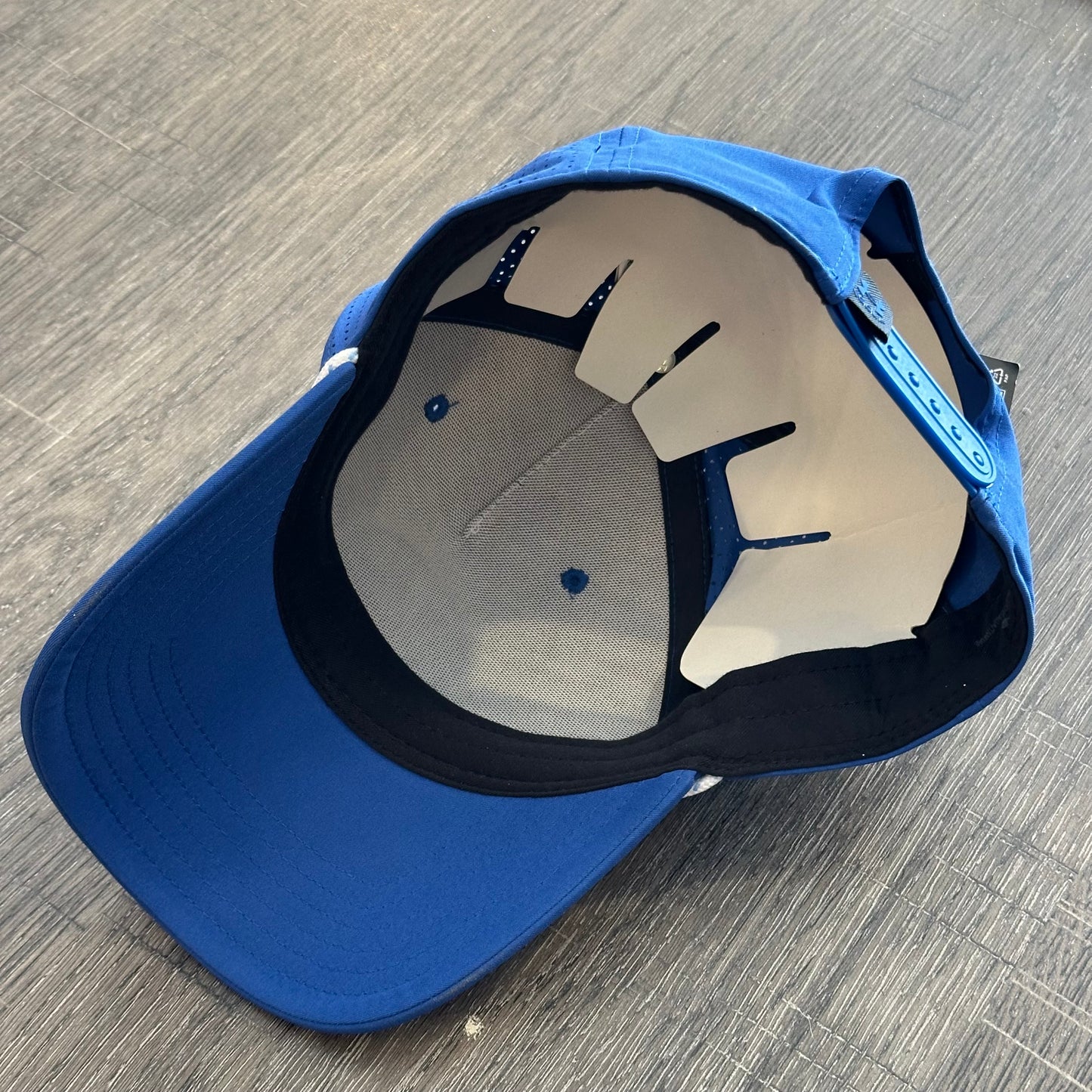 Gorra Under Armour Golf Driver SnapBack 4017762002 Unitalla Ajustable Azul Blanco