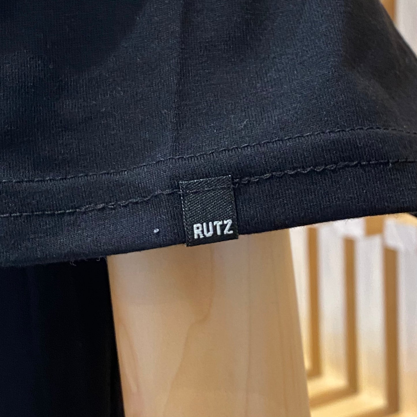 Playera Rutz Negro