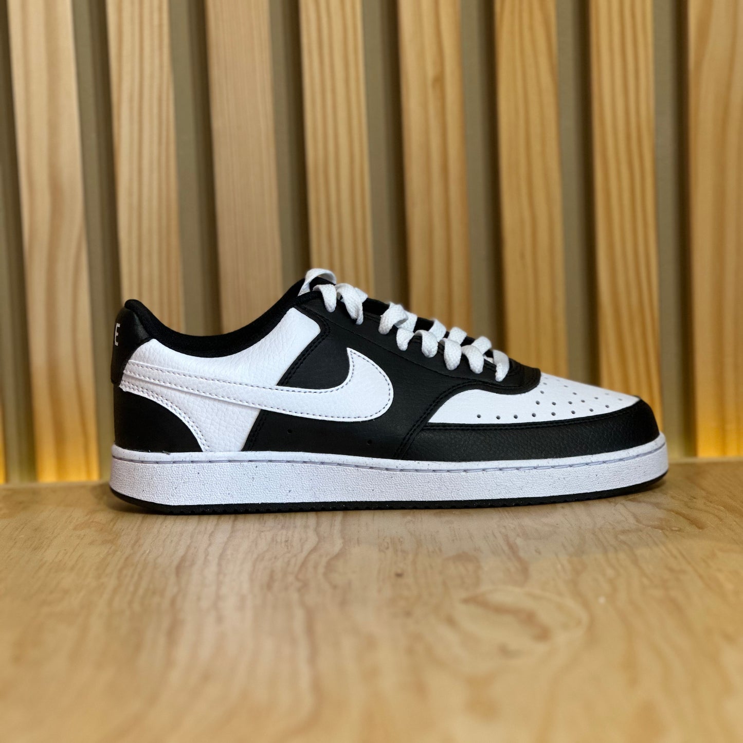 Tenis Nike Court Vision HM9862001 Blanco Negro