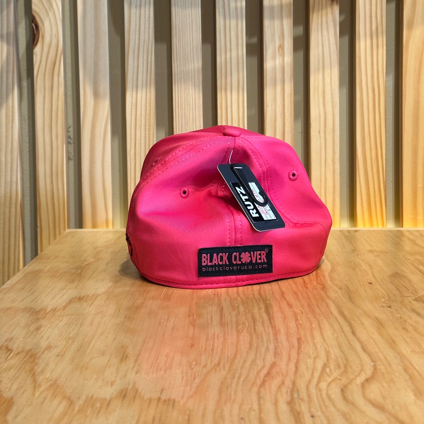 Gorra Black Clover Premium 145 Rosa
