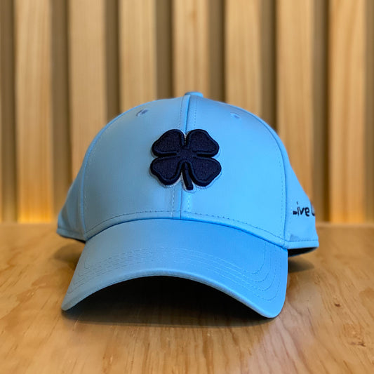 Gorra Black Clover Premium Clover 102 Azul con Marino