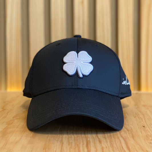 Gorra Black Clover Premium Clover 41 Negro blanco
