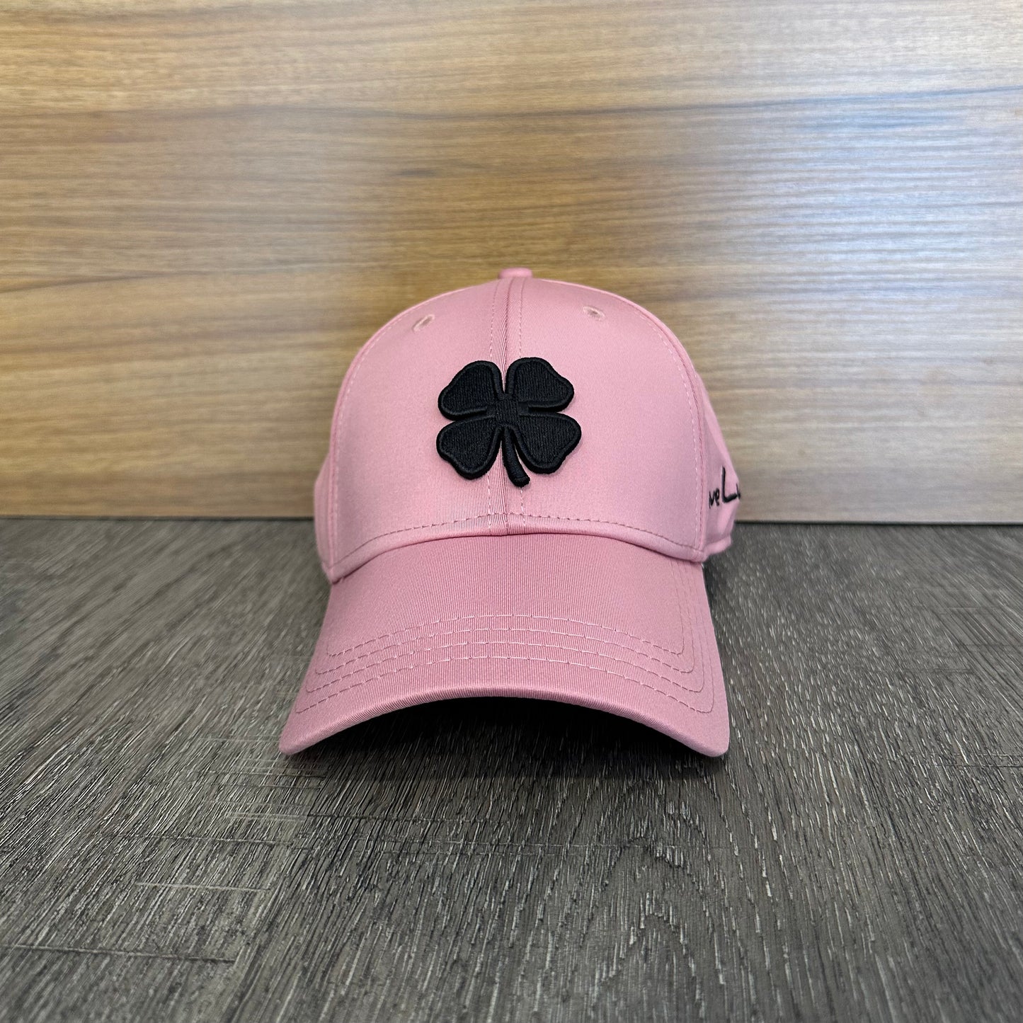 Gorra Black Clover Premium 146 Dusty Rose Rosa Negro