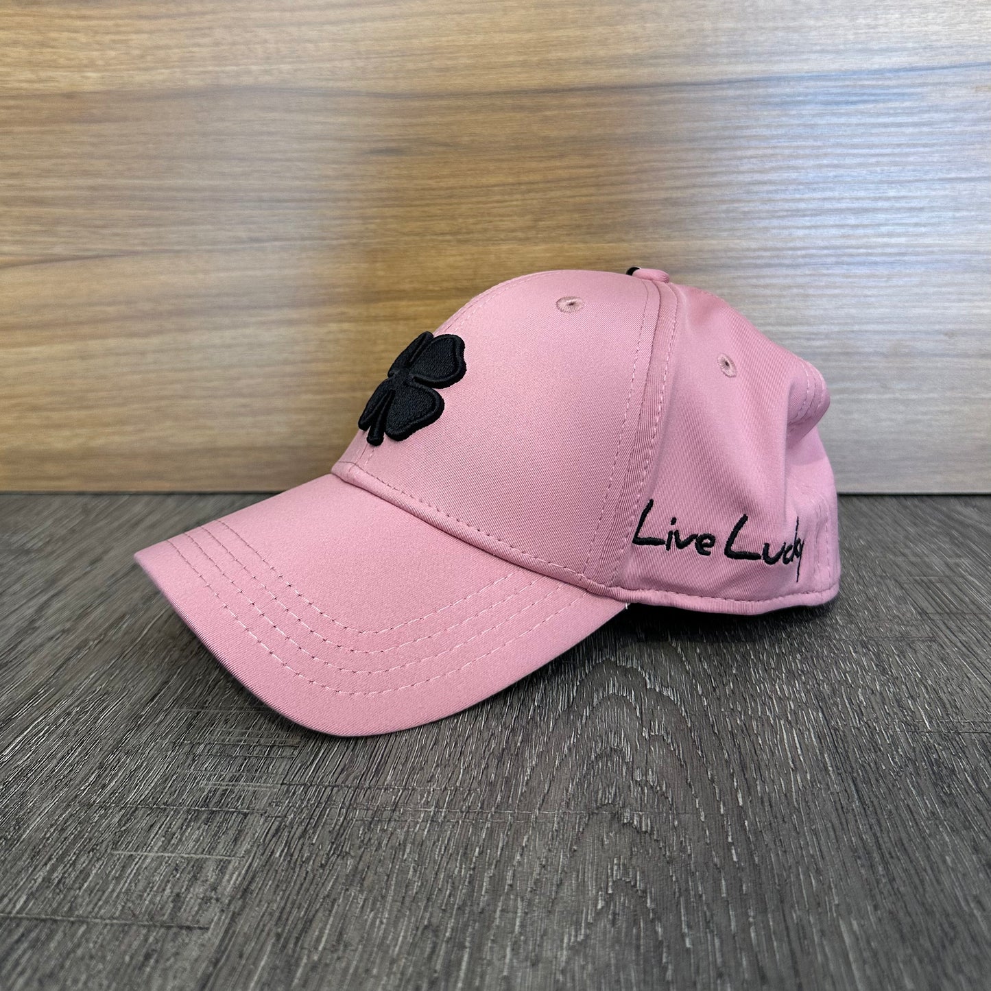 Gorra Black Clover Premium 146 Dusty Rose Rosa Negro