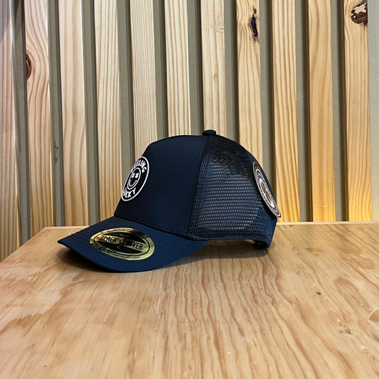 Gorra Black Clover Smile 2 Negro Ajustable Unitalla Joven