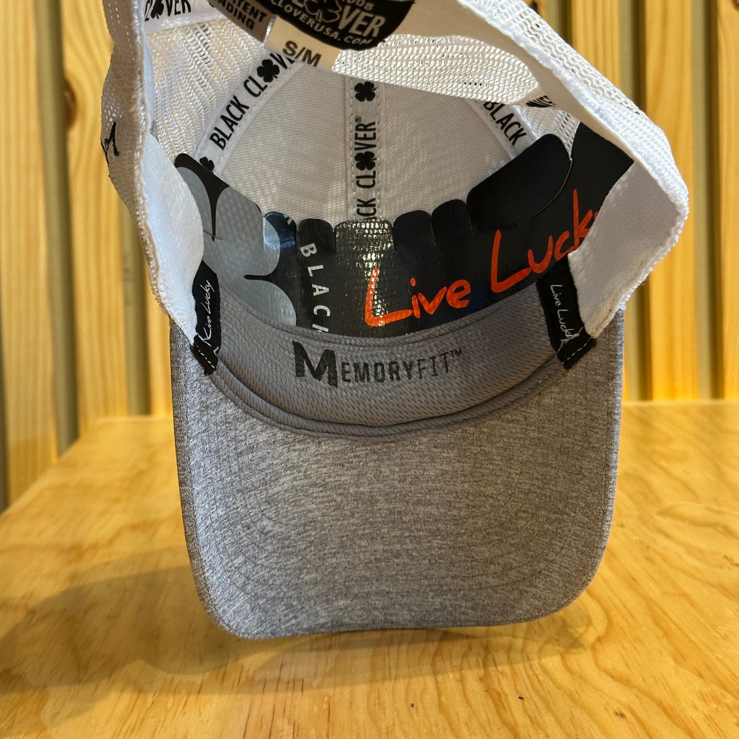 Gorra Black Clover Perfect luck 11 Blanco Gris Azul Ajustable