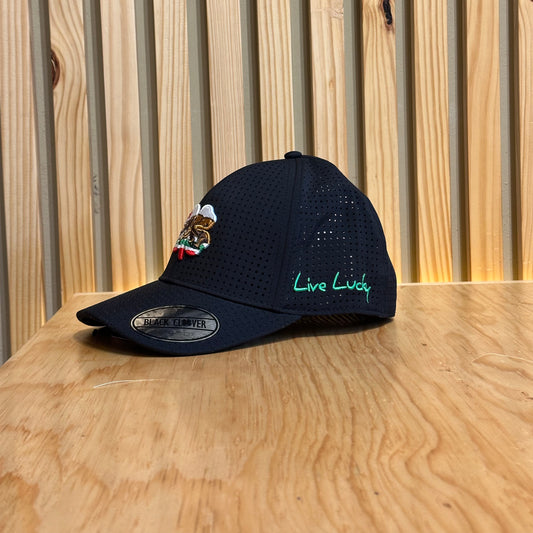 Gorra Black Clover Cali Perf Negro Ajustable