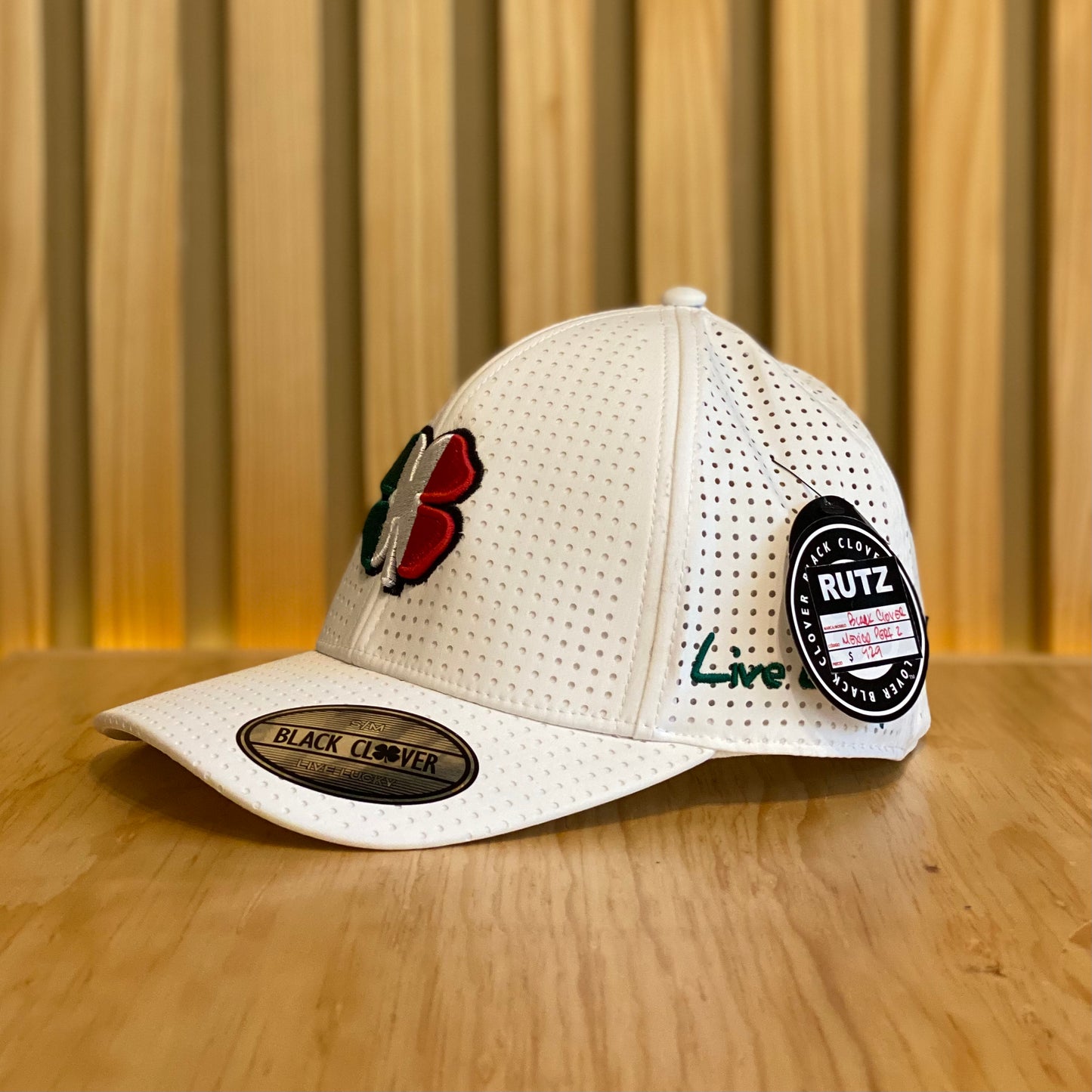 Gorra Black Clover Mexico Perf 2 blanco