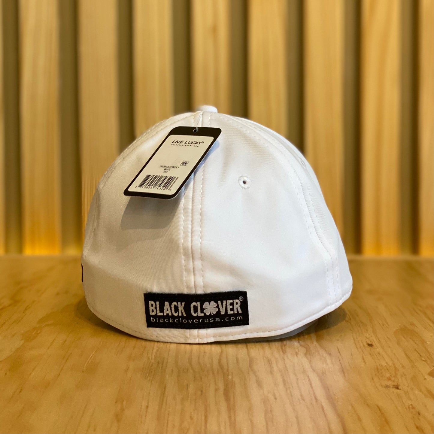 Gorra Black Clover Premium 1 Blanco Negro