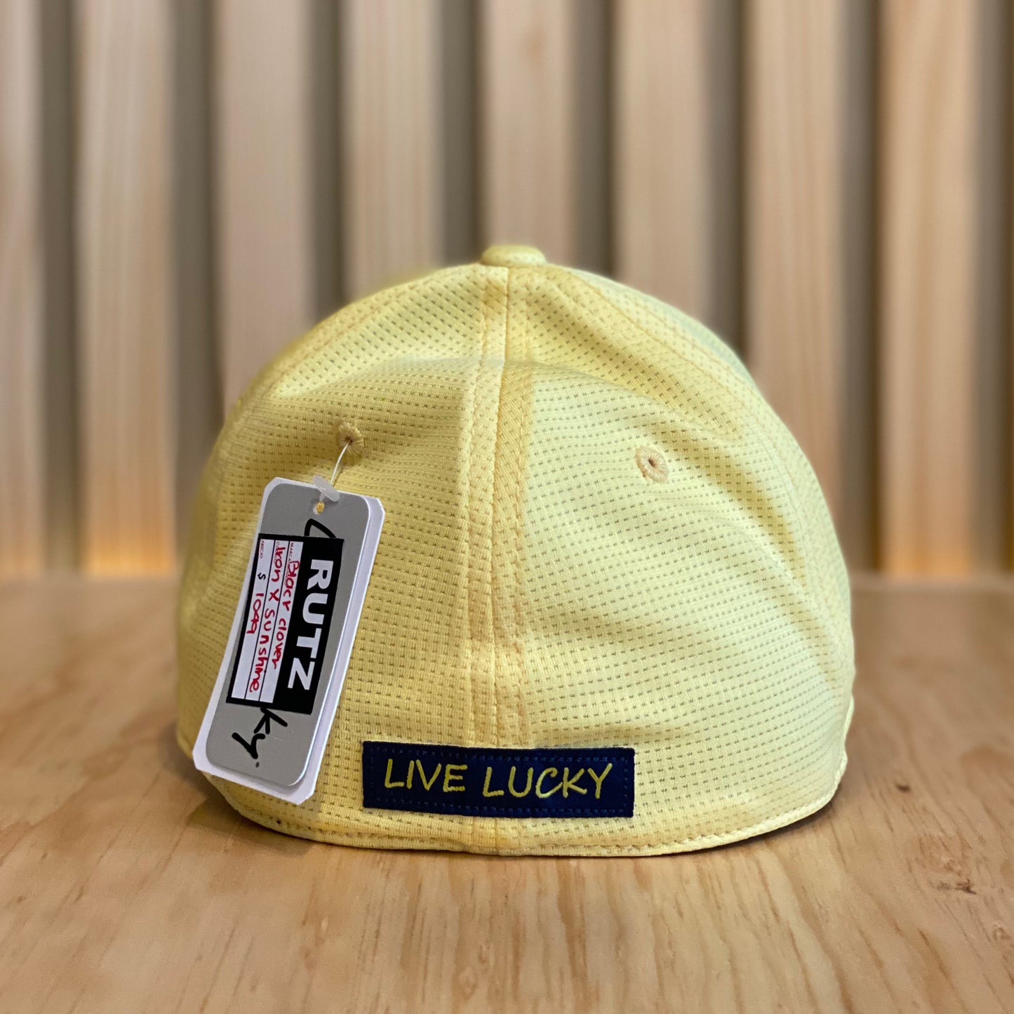 Gorra Black Clover Bc Iron X Sunshine Amarillo Negro