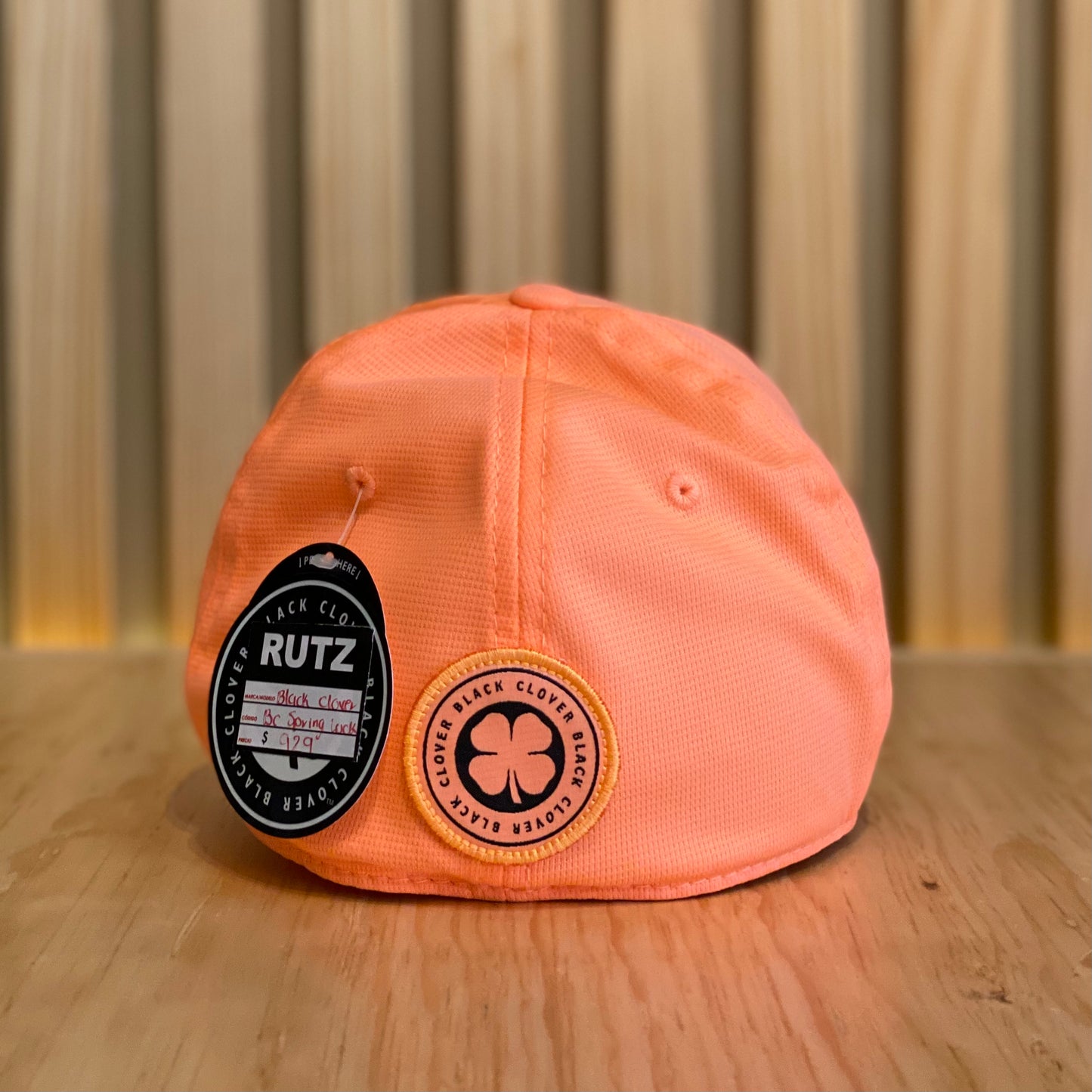 Gorra Black Clover Bc Spring Luck Mango Negro