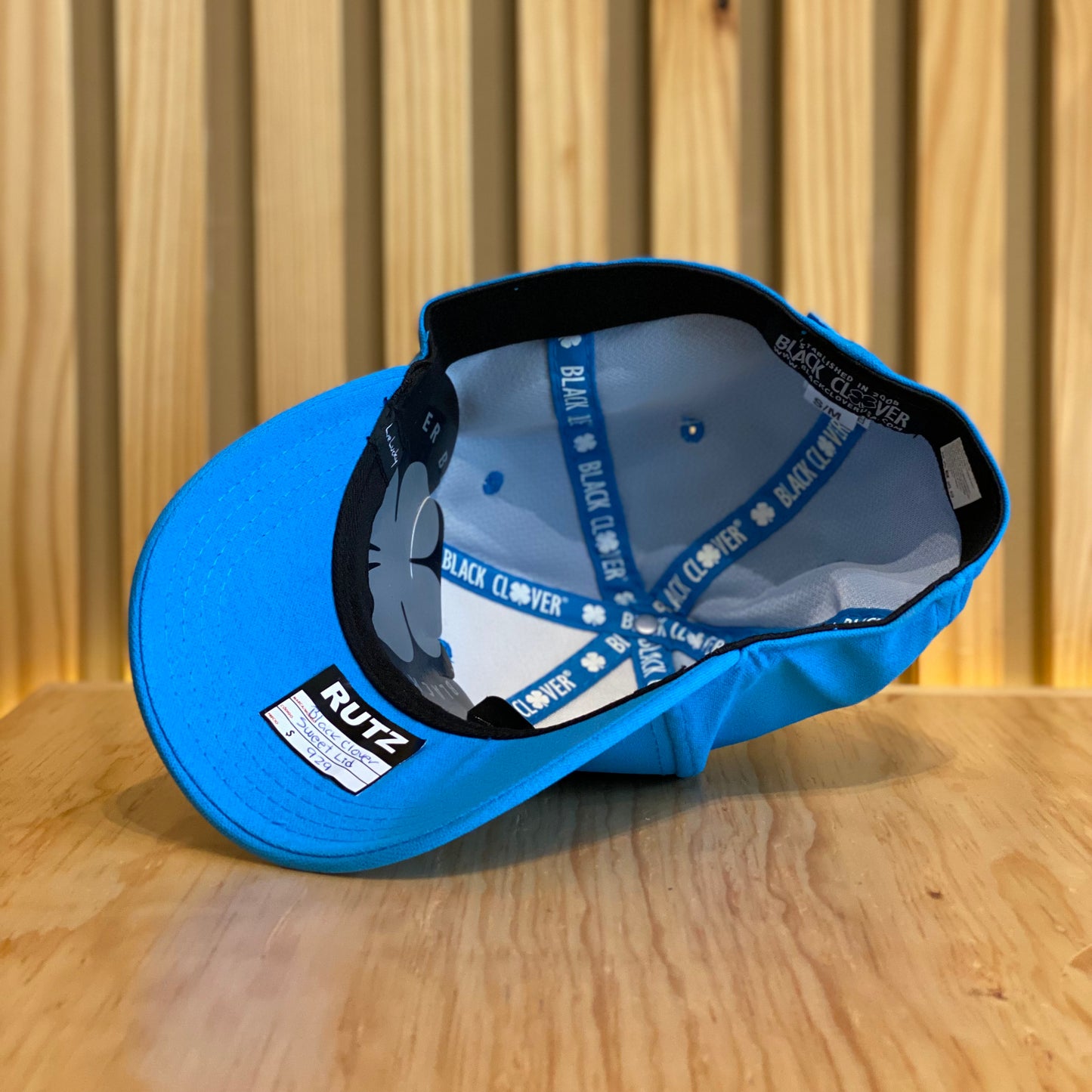 Gorra Black Clover Bc Sweet Lid Royal Marino
