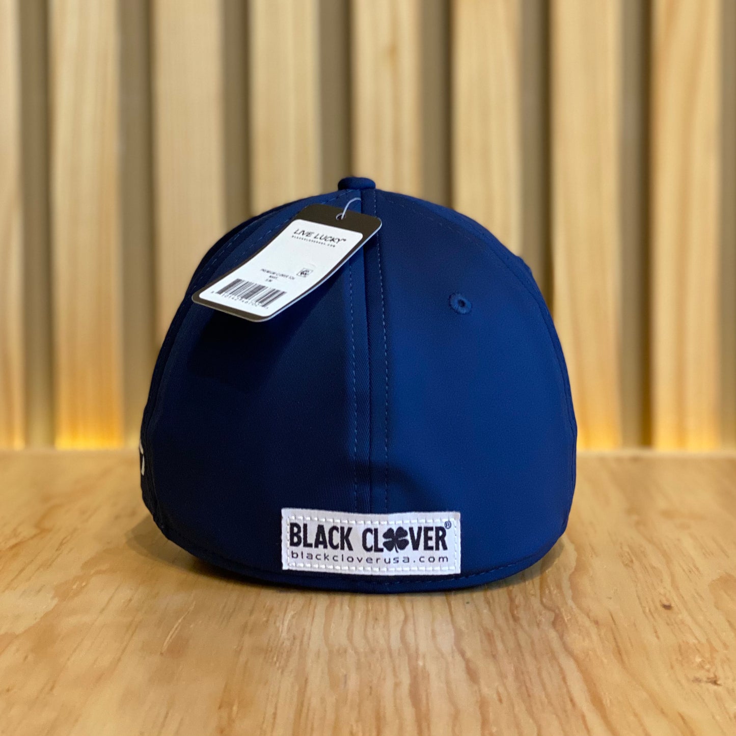 Gorra Black Clover Bc Premium 126 Marino Blanco