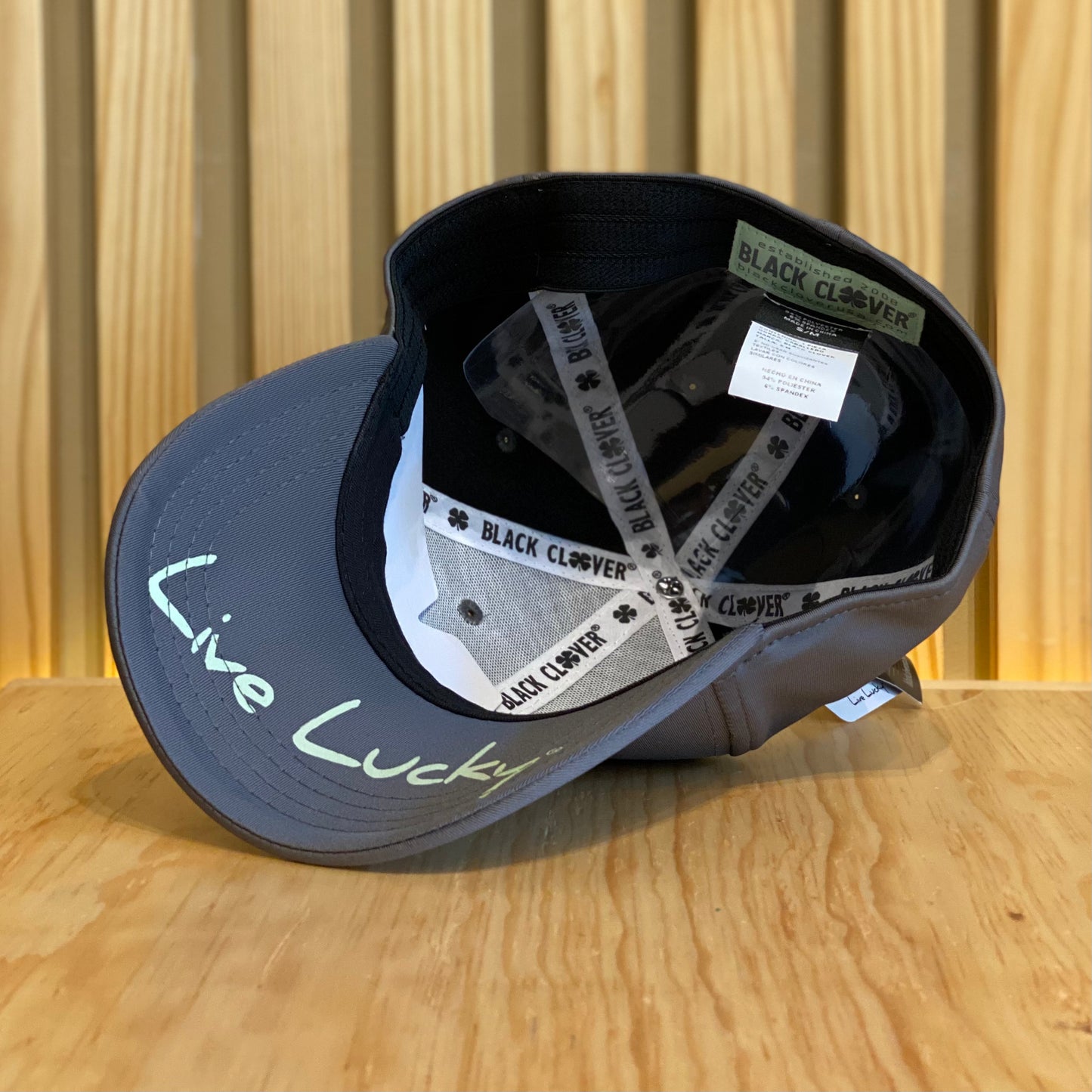 Gorra Black Clover Premium Clover 101 Gris Verde