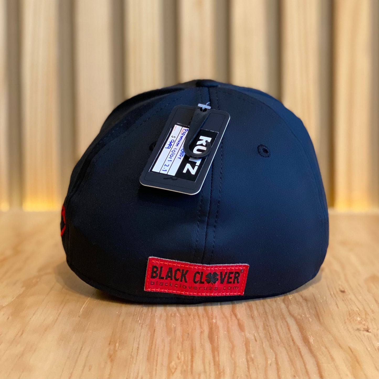 Gorra Black Clover Premium colors 2.1 BC00PCR0061 Negro rojo Unisex