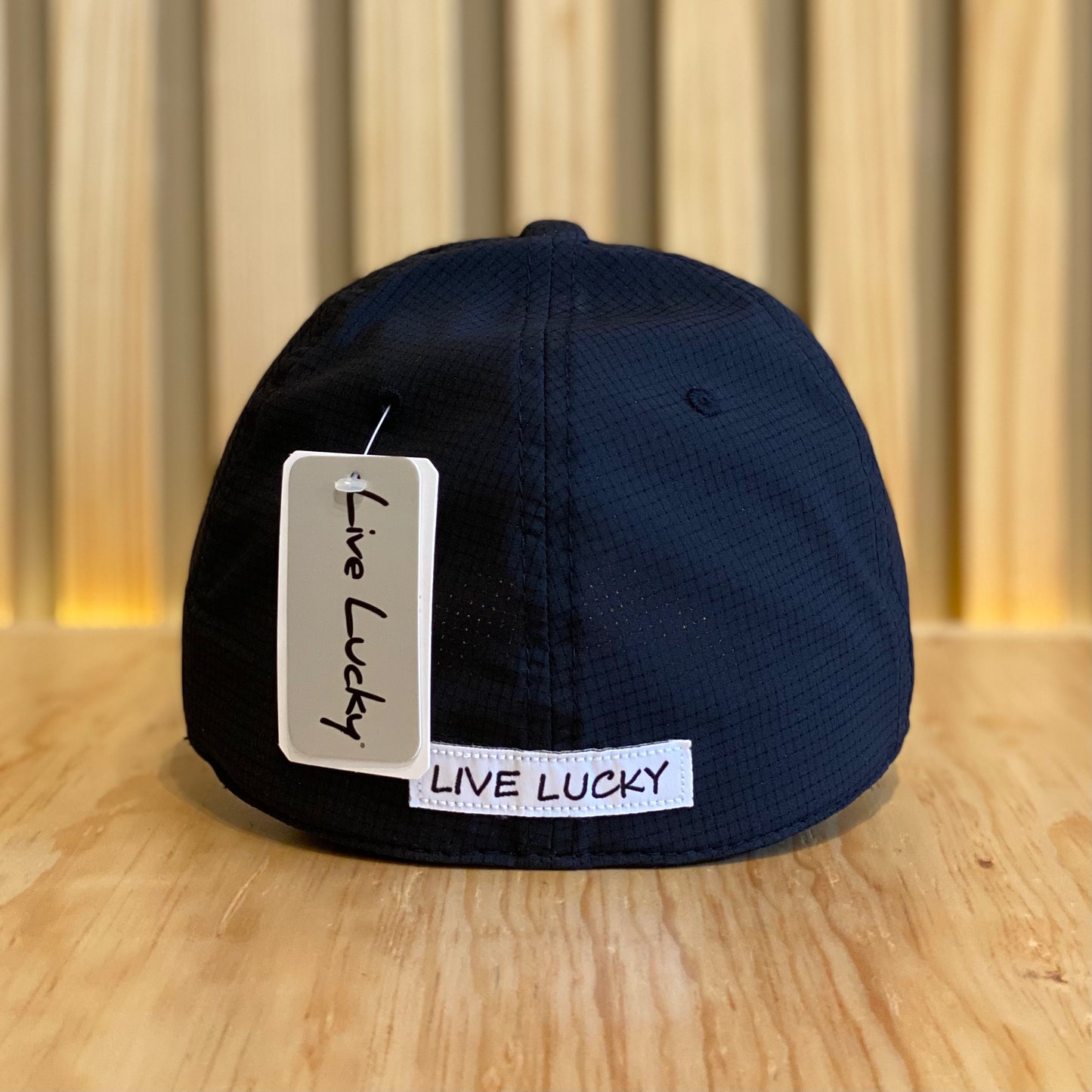Gorra Black Clover Bc Iron X Night Negro Blanco