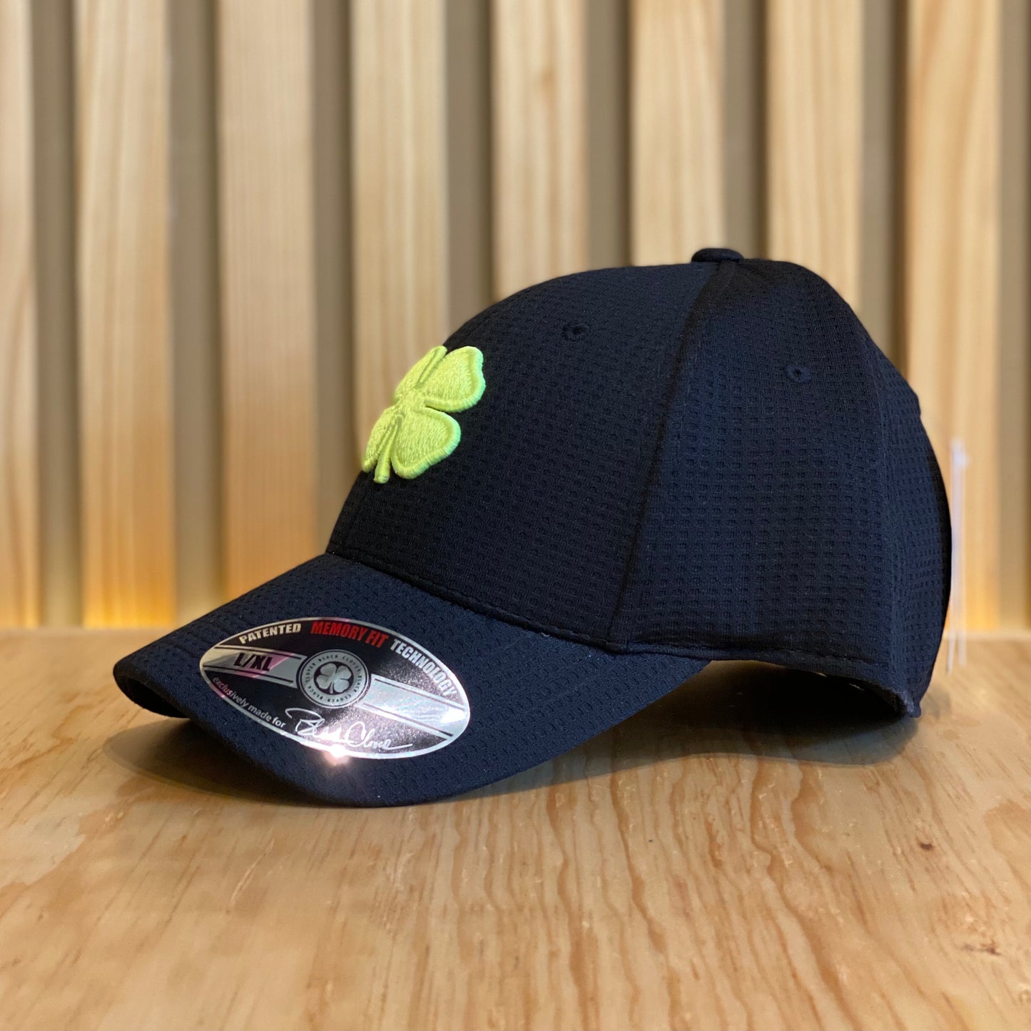Gorra Black Clover Bc Flex Waffle 7 Negro Amarillo Neon