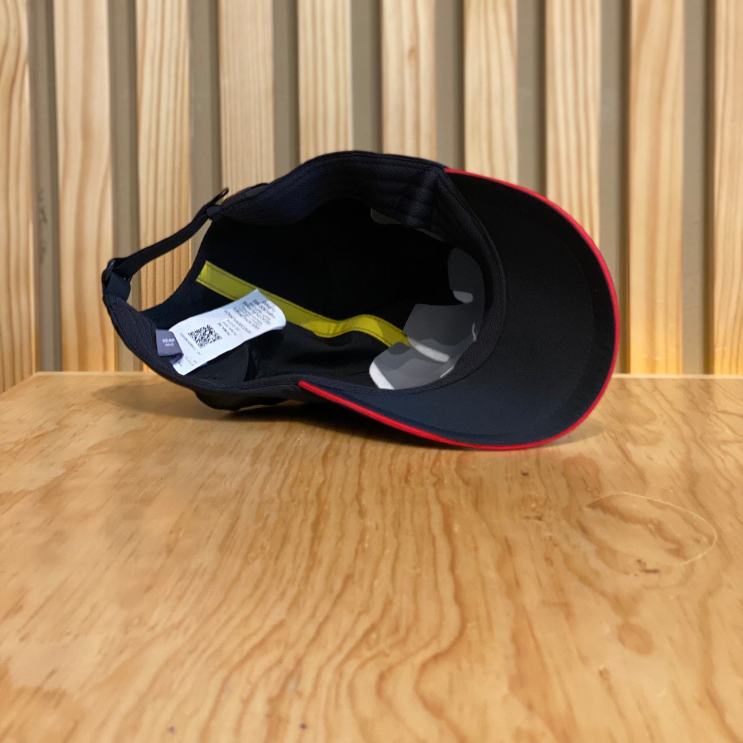 Gorra Puma Ferrari Sptrw Statement 024771 01 Negro Blanco Ajustable