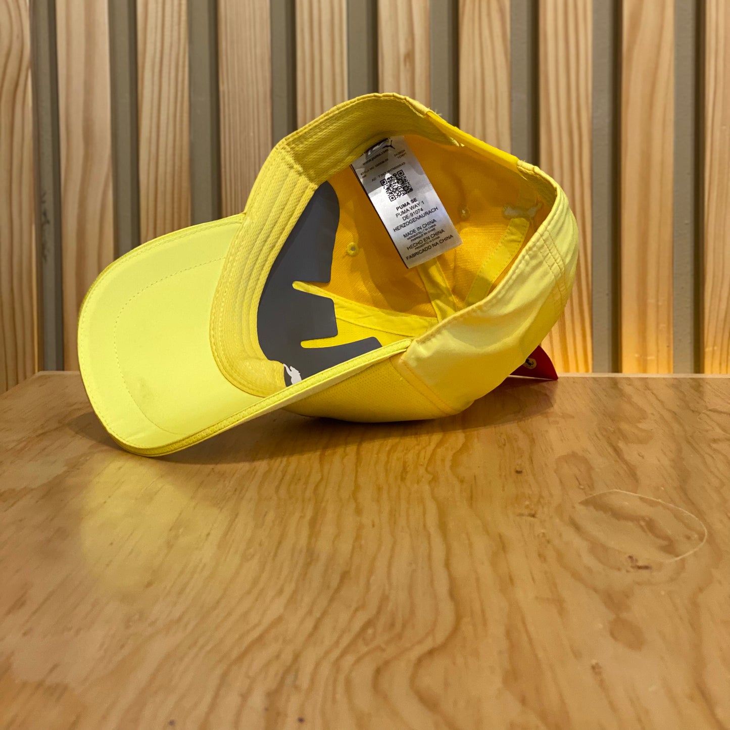 Gorra Puma Ferrari Race BB 025536 03 Amarillo Ajustable