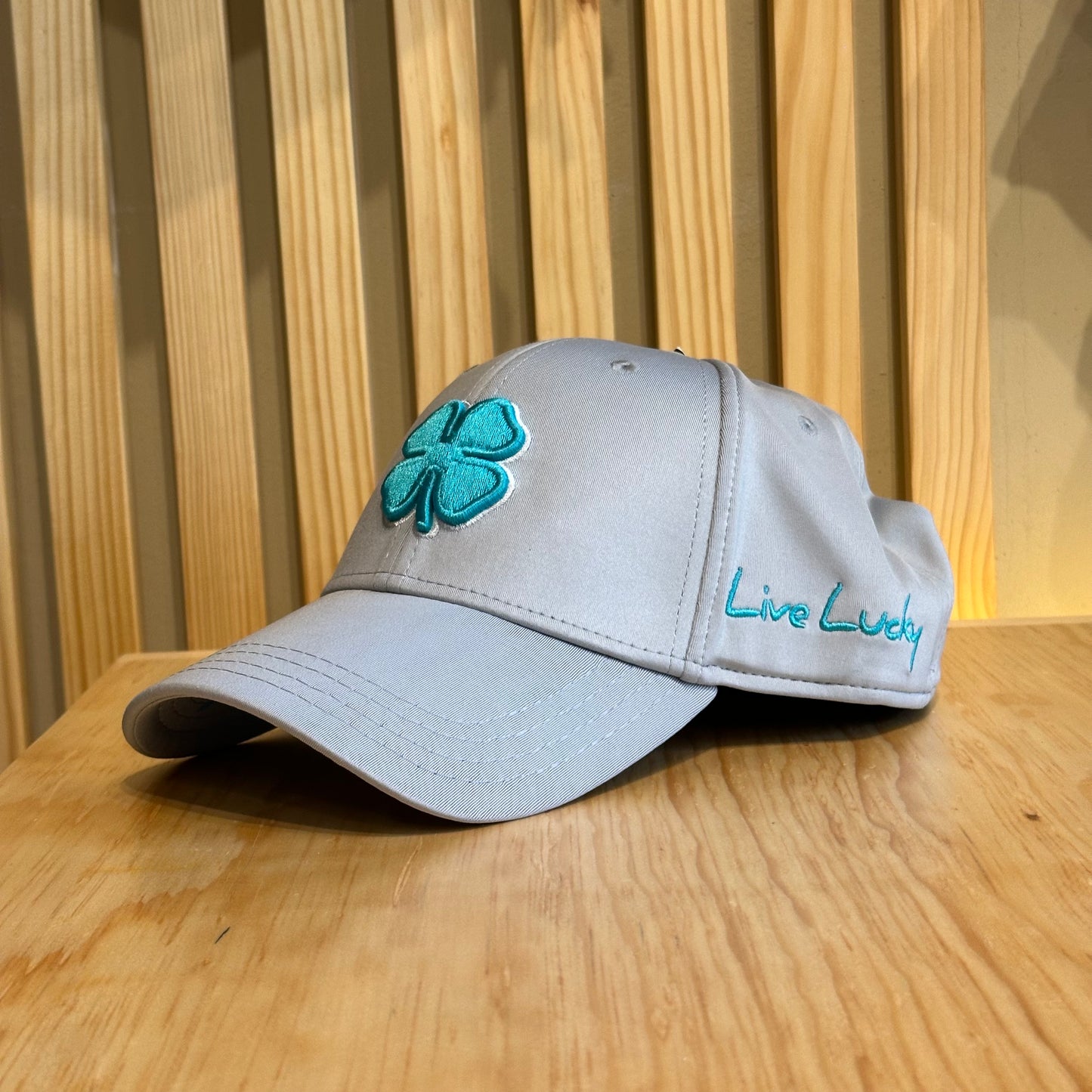 Gorra Black Clover Premium Clover 103 Gris Aqua