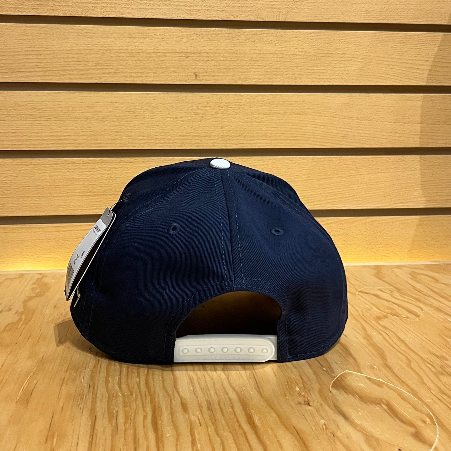 Gorra Black Clover Timeles 5 Navy Blanco Ajustable