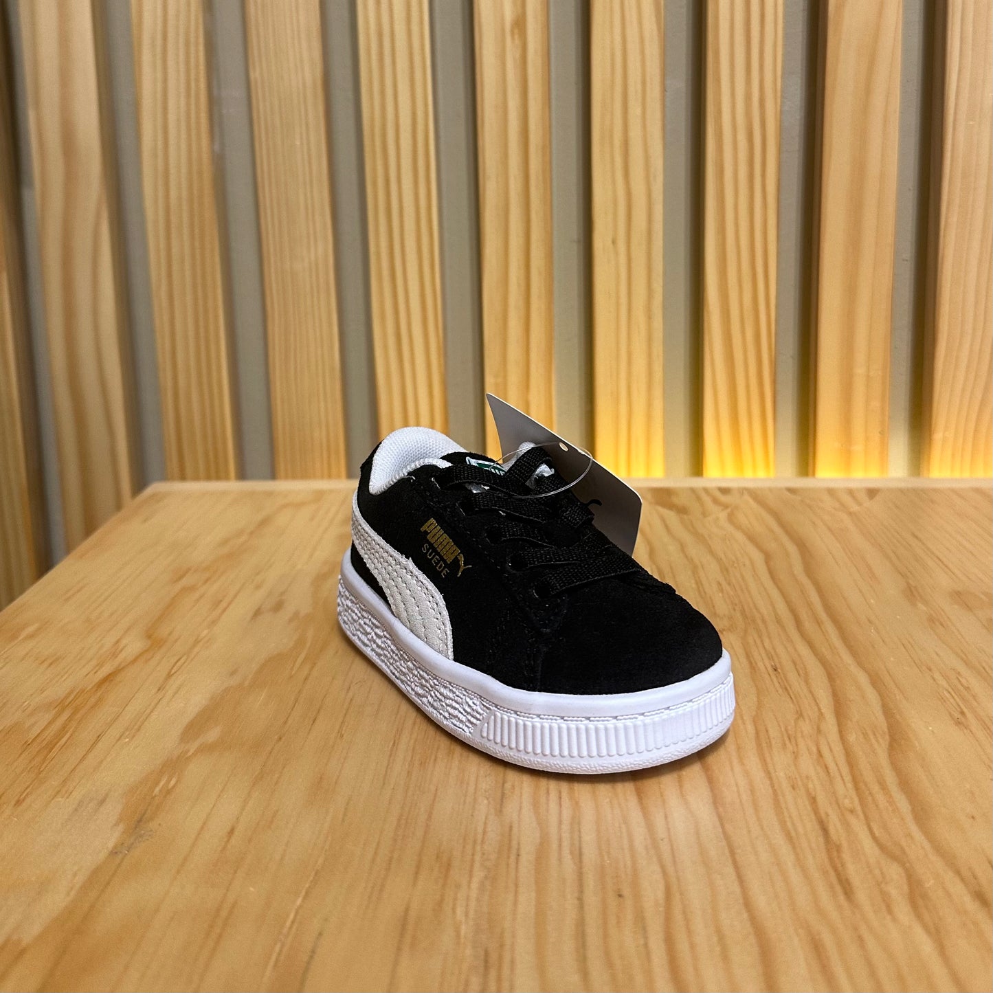 Tenis Puma Suede Classic XXI AC Inf 380825 01 blanco Negro Bebe