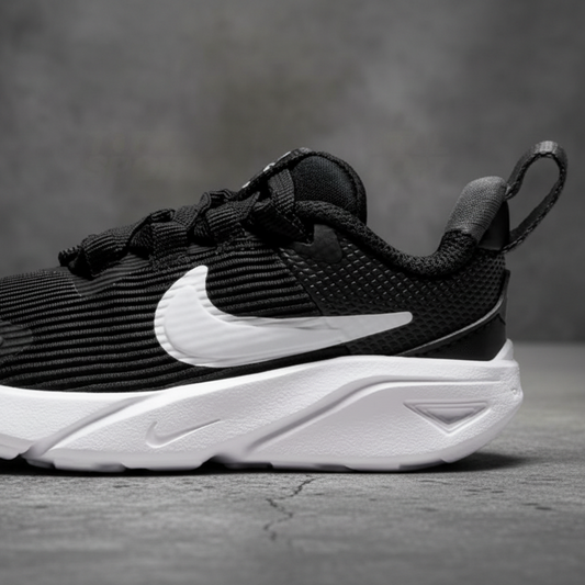 Tenis Nike Star runner 4 nn (TD) DX7616 001 Negro Blanco Bebe