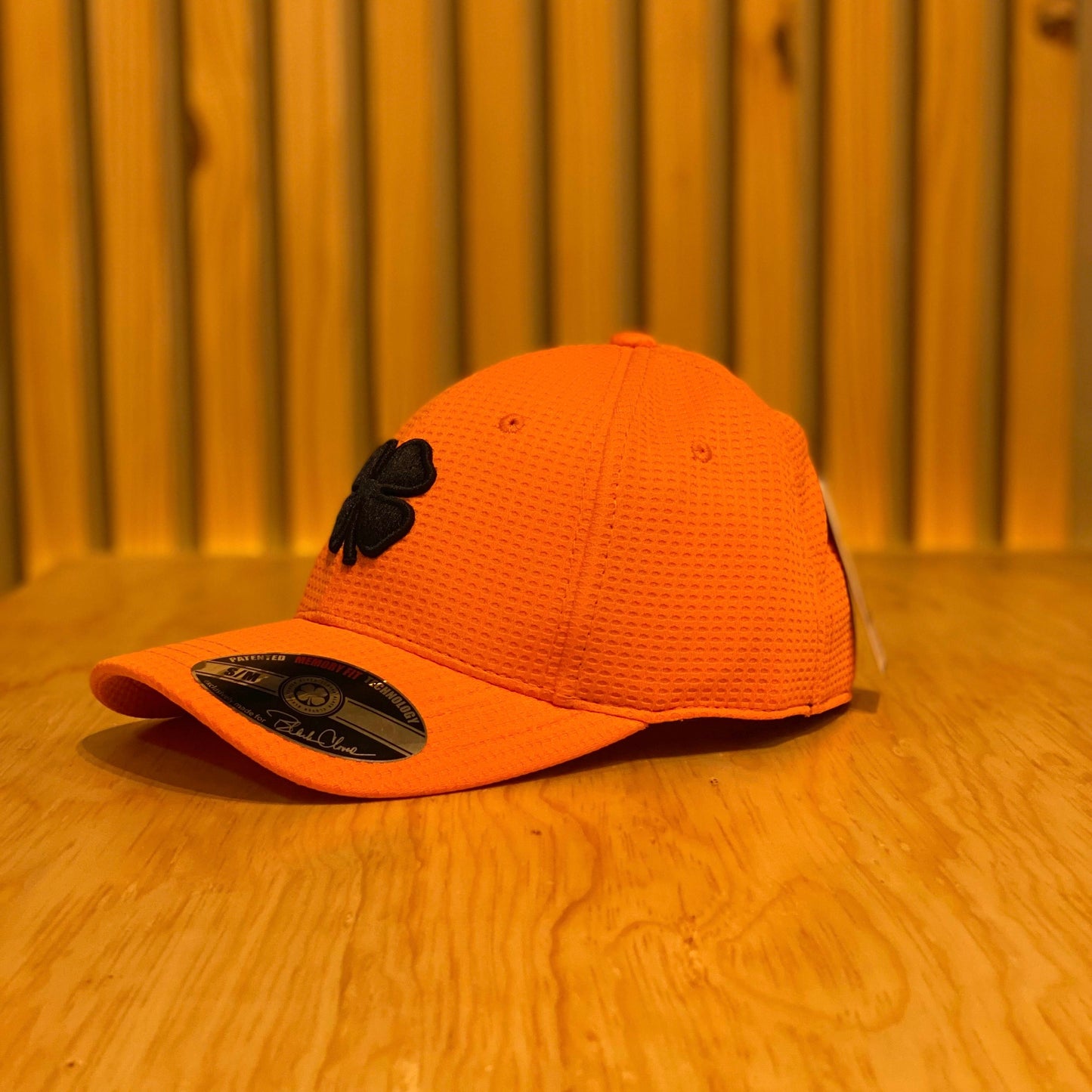 Gorra Black Clover Bc Flex Waffle 14 Naranja Negro