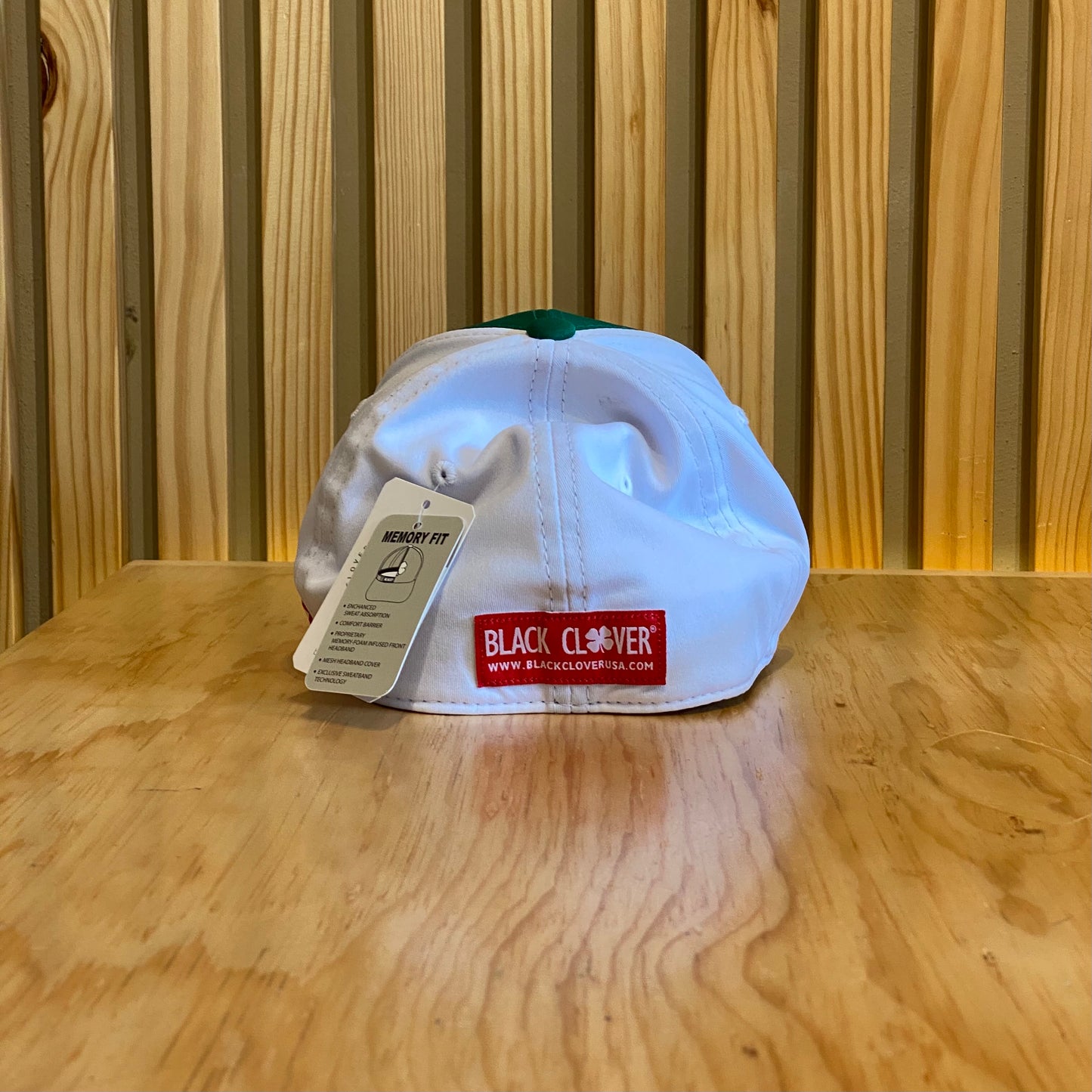 Gorra Black Clover Caro Luck Verde Blanco