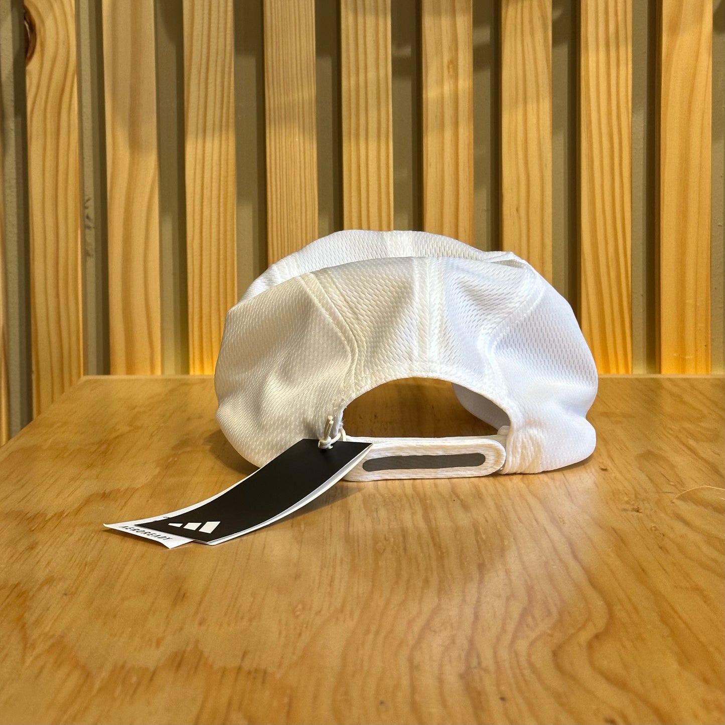 Gorra Adidas Run mes ca a.r Hr7053 Ajustable Blanco gris