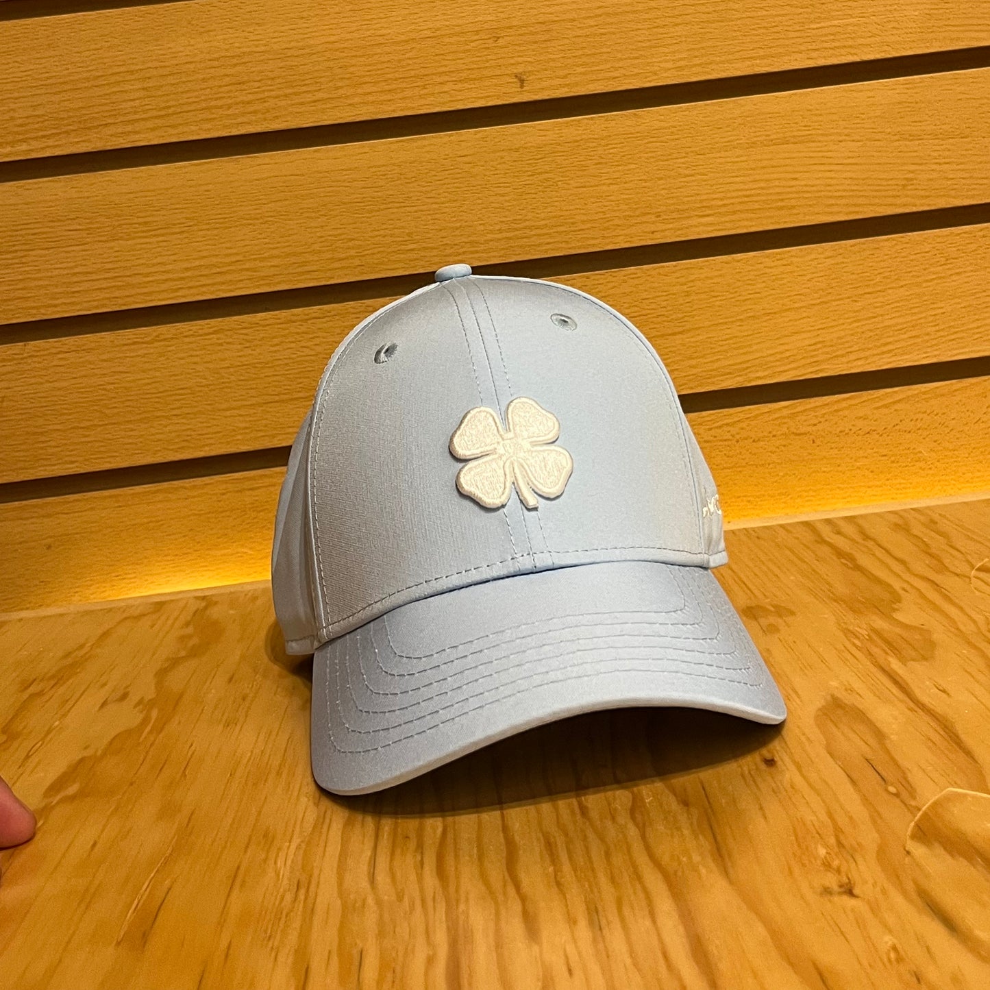 Gorra Black Clover Bc Hollywood 17 Azul Blanco Unitalla Ajustable