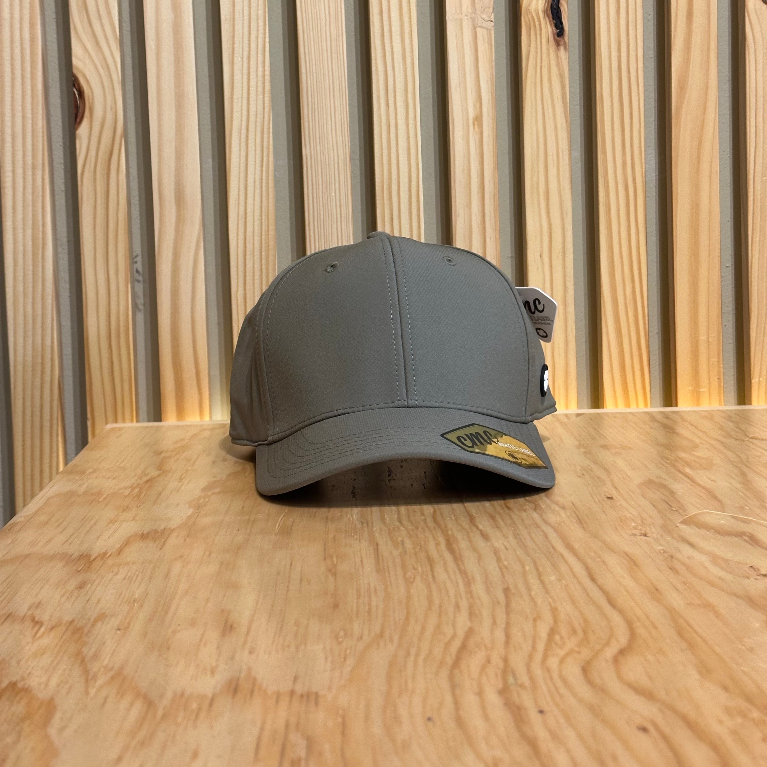 Gorra Black Clover White Label CMC Olivo Ajustable