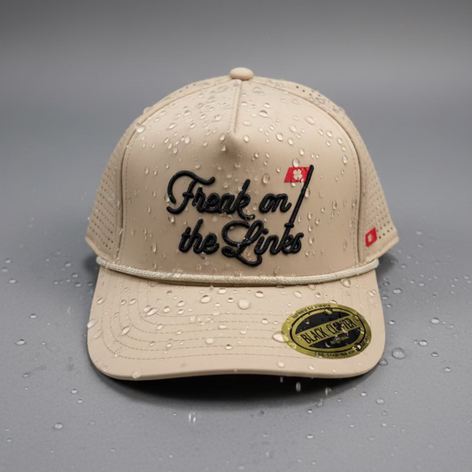 Gorra Black Clover Freaky Links Ivory Nude Ajustable