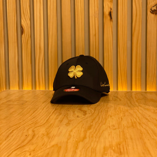 Gorra Black Clover Gold Glove 3 Negro Dorado