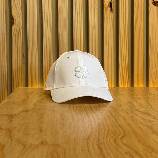 Gorra Black Clover Hollywood 22 Blanco Ajustable