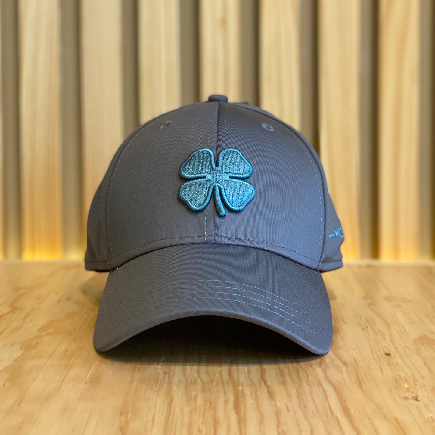 Gorra Black Clover Premium Clover 109 Gris Azul