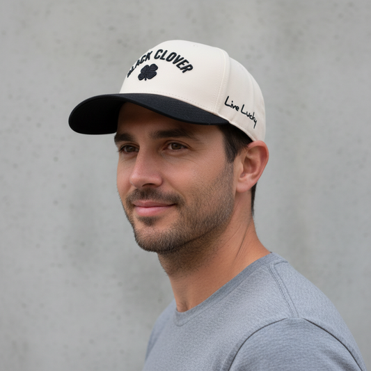 Gorra Black Clover Timeless 1 Beige Negro Ajustable