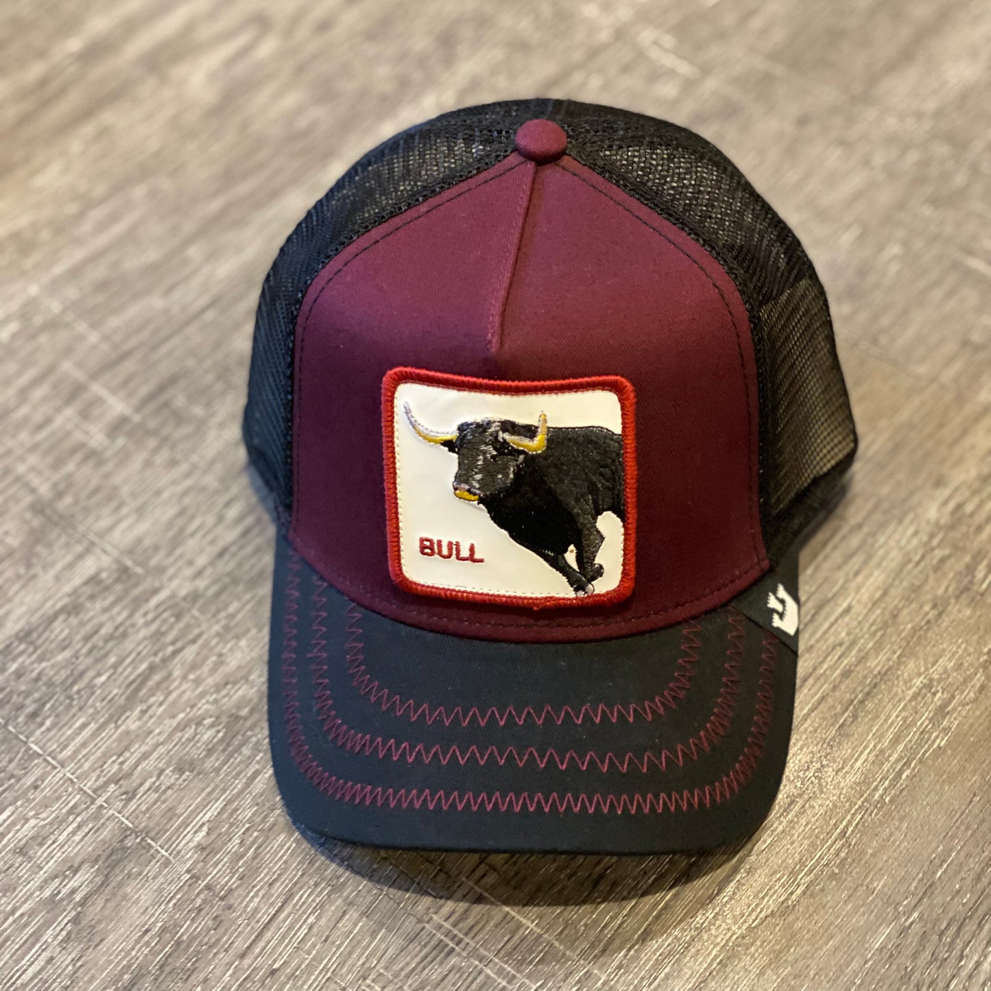 Gorra Goorin Bros Bull Vino Negro