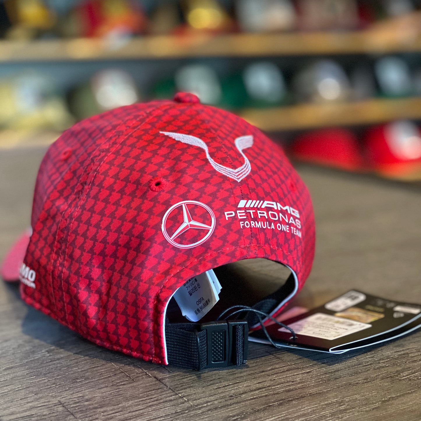 Gorra Mercedes Mapf1 Rp Col Driver 701223402010 Rojo