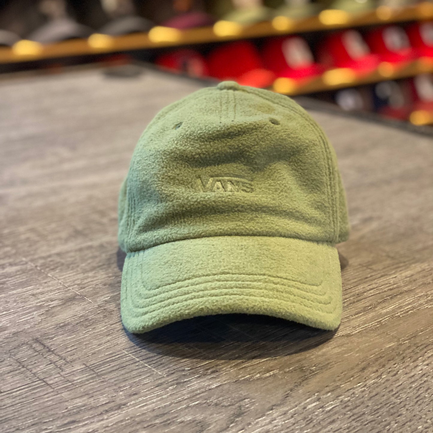 Gorra Vans Teddy VN000A9AZBF Verde Unitalla