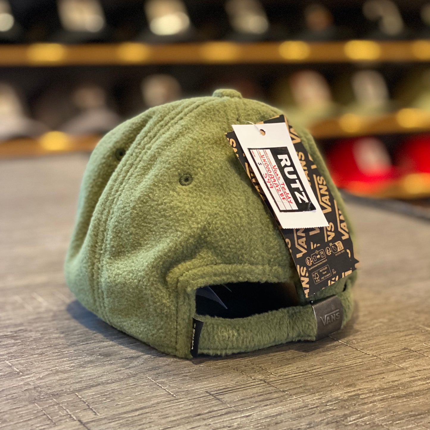 Gorra Vans Teddy VN000A9AZBF Verde Unitalla