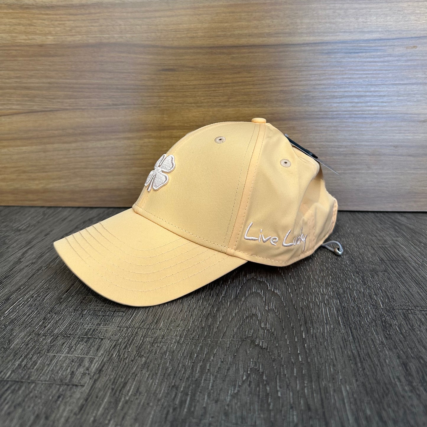 Gorra Black Clover Bc Hollywood 18 Durazno Unitalla Ajustable