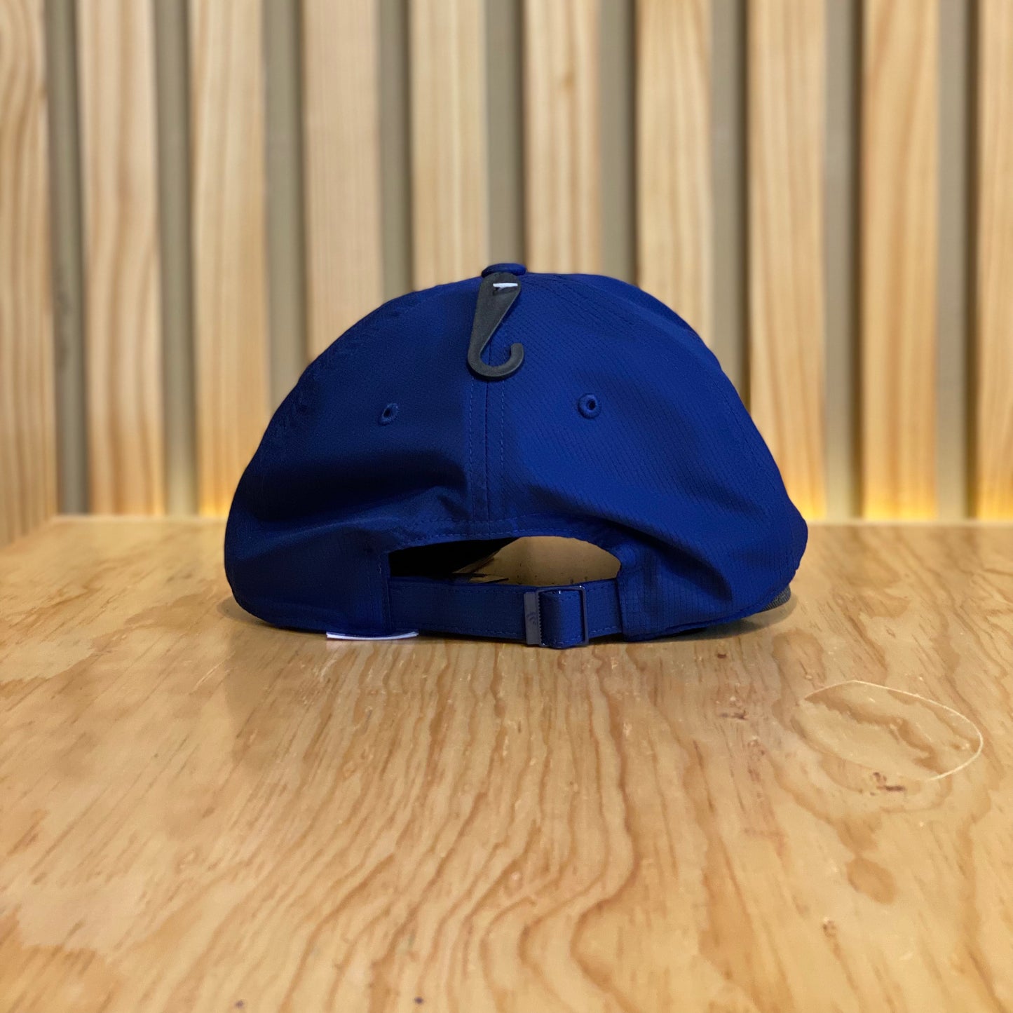 Gorra Adidas Essent Cap A.R. IC6514 Azul Blanco Ajustable