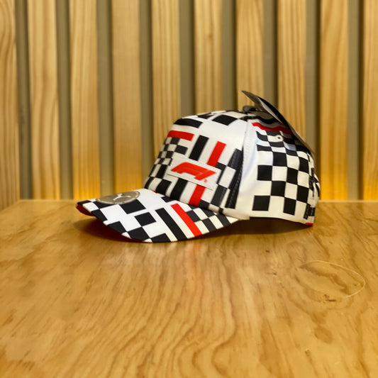 Gorra Puma F1 Graphic BB Cap 02543701 Blanco Negro Rojo Ajustable