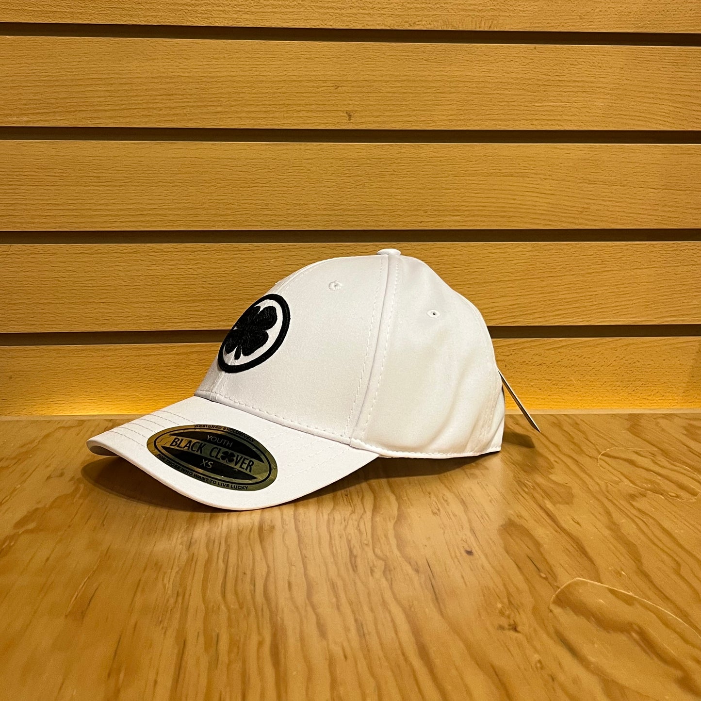 Gorra Black Clover Youth lucky stich 4 Blanco Ajustable Juvenil