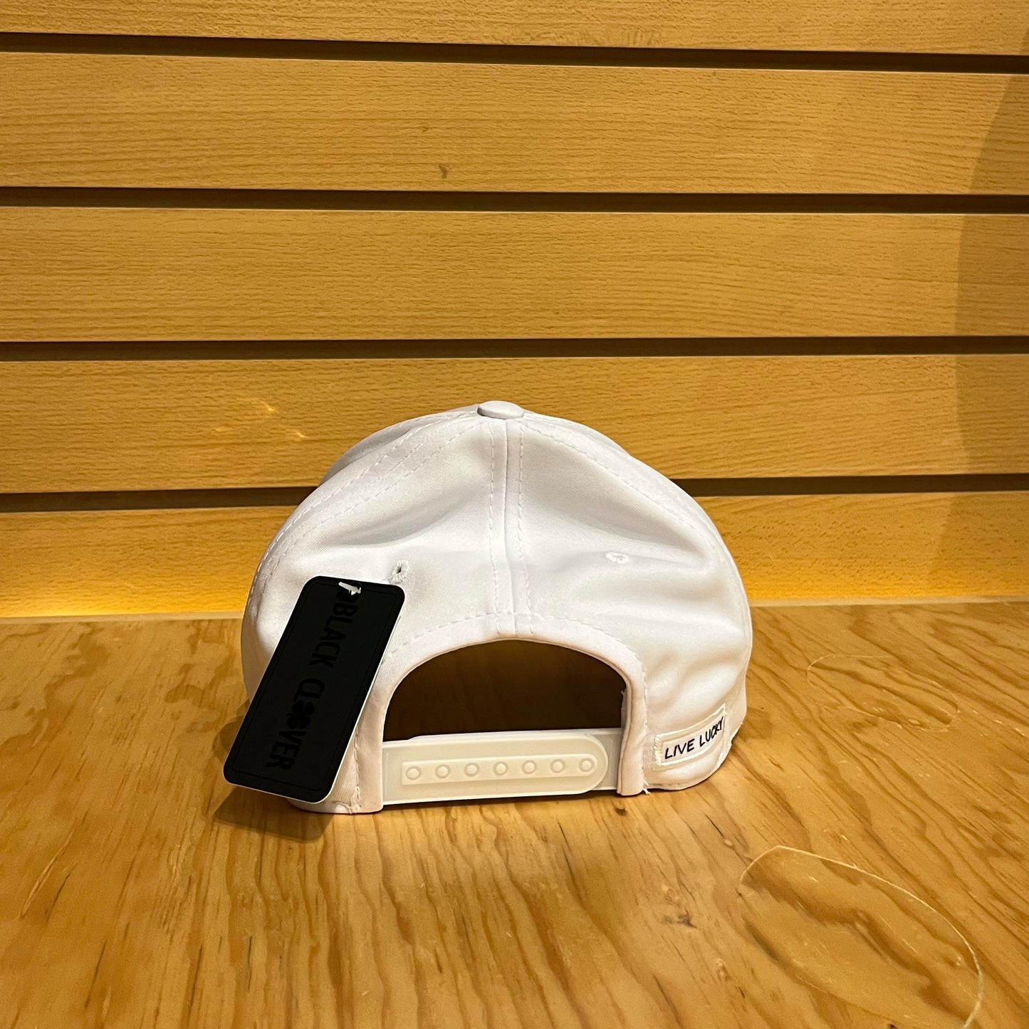 Gorra Black Clover Youth lucky stich 4 Blanco Ajustable Juvenil