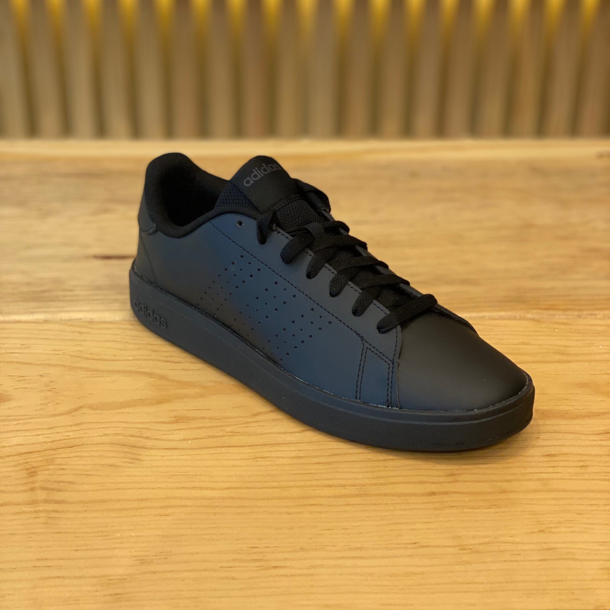 Adidas advantage negro sales