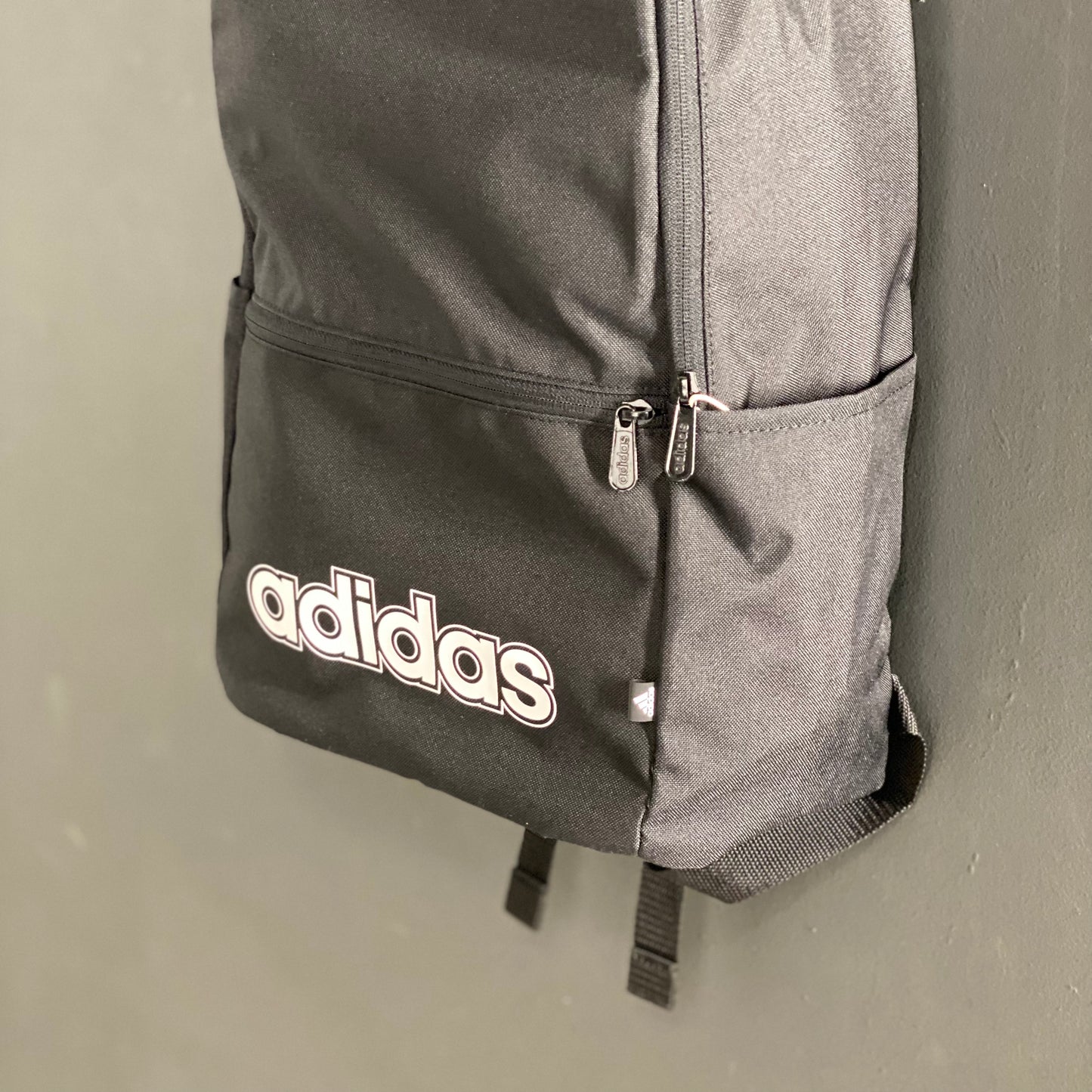 Mochila Adidas Lin clas bp day HT4768 Negro