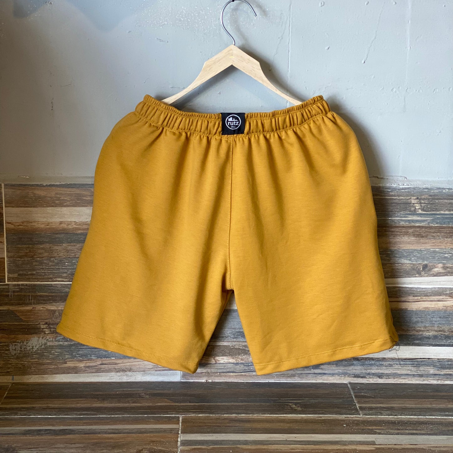 Short Rutz Mostaza