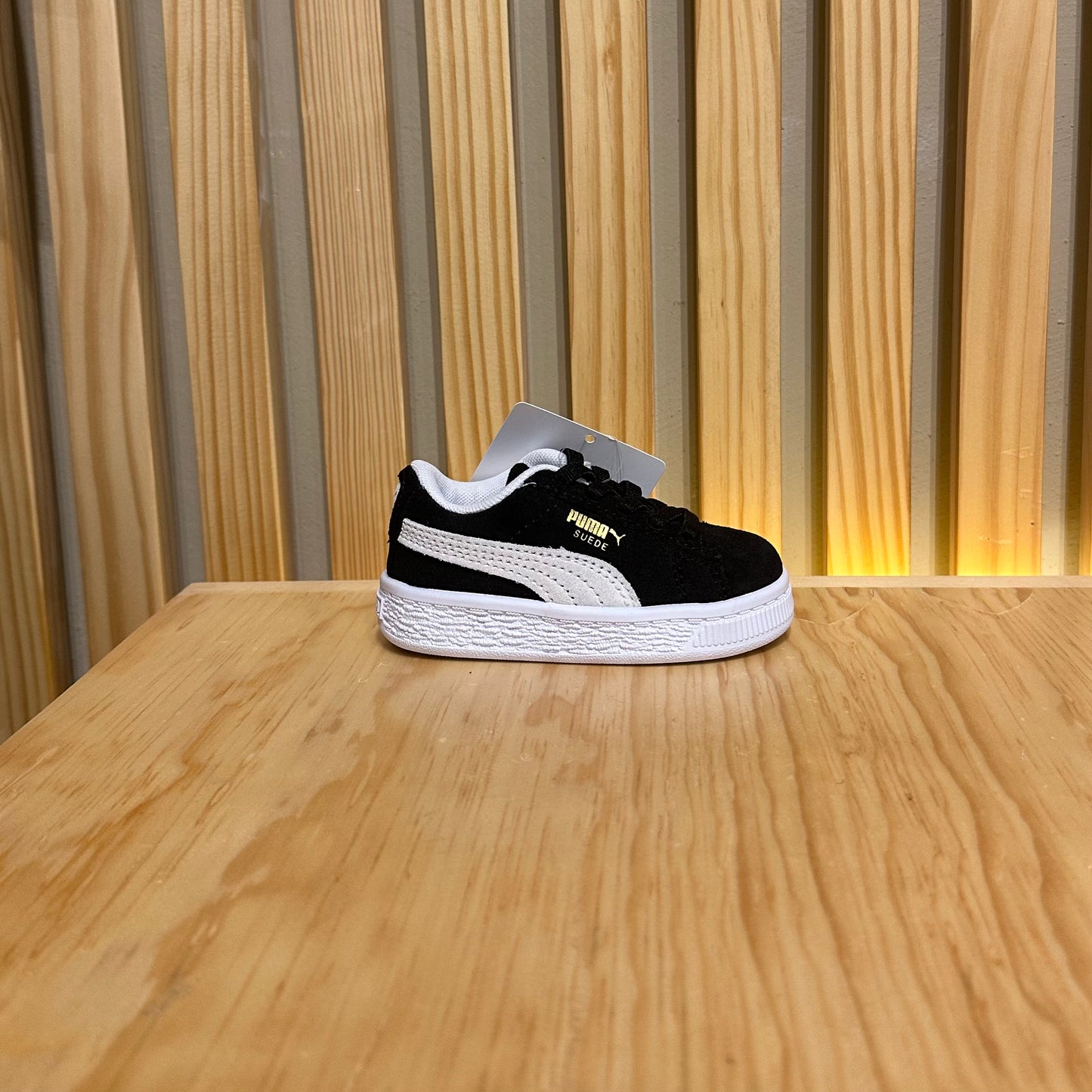 Tenis Puma Suede Classic XXI AC Inf 380825 01 blanco Negro Bebe